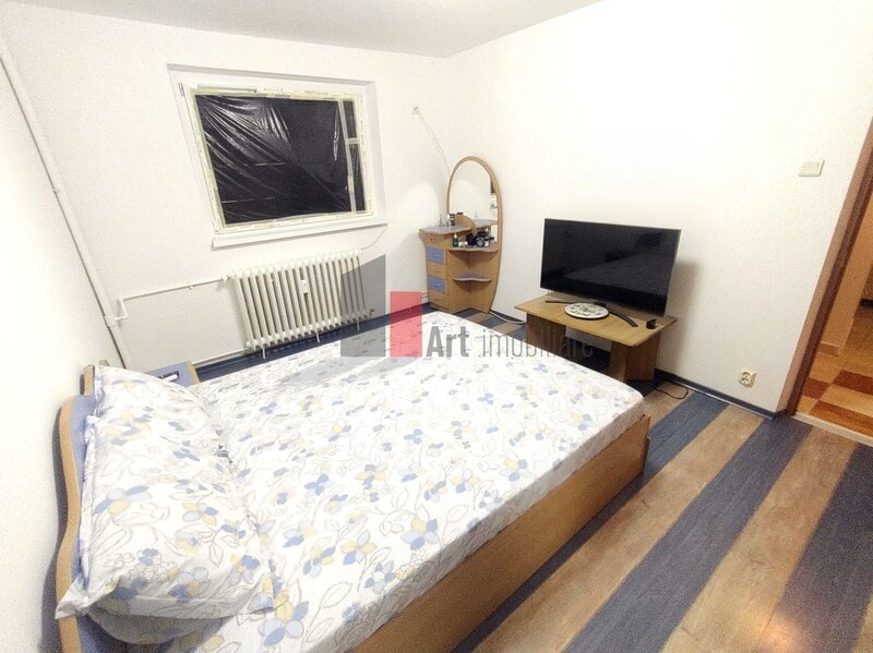 Uioara, Huedin, vanzare apartament 3 camere